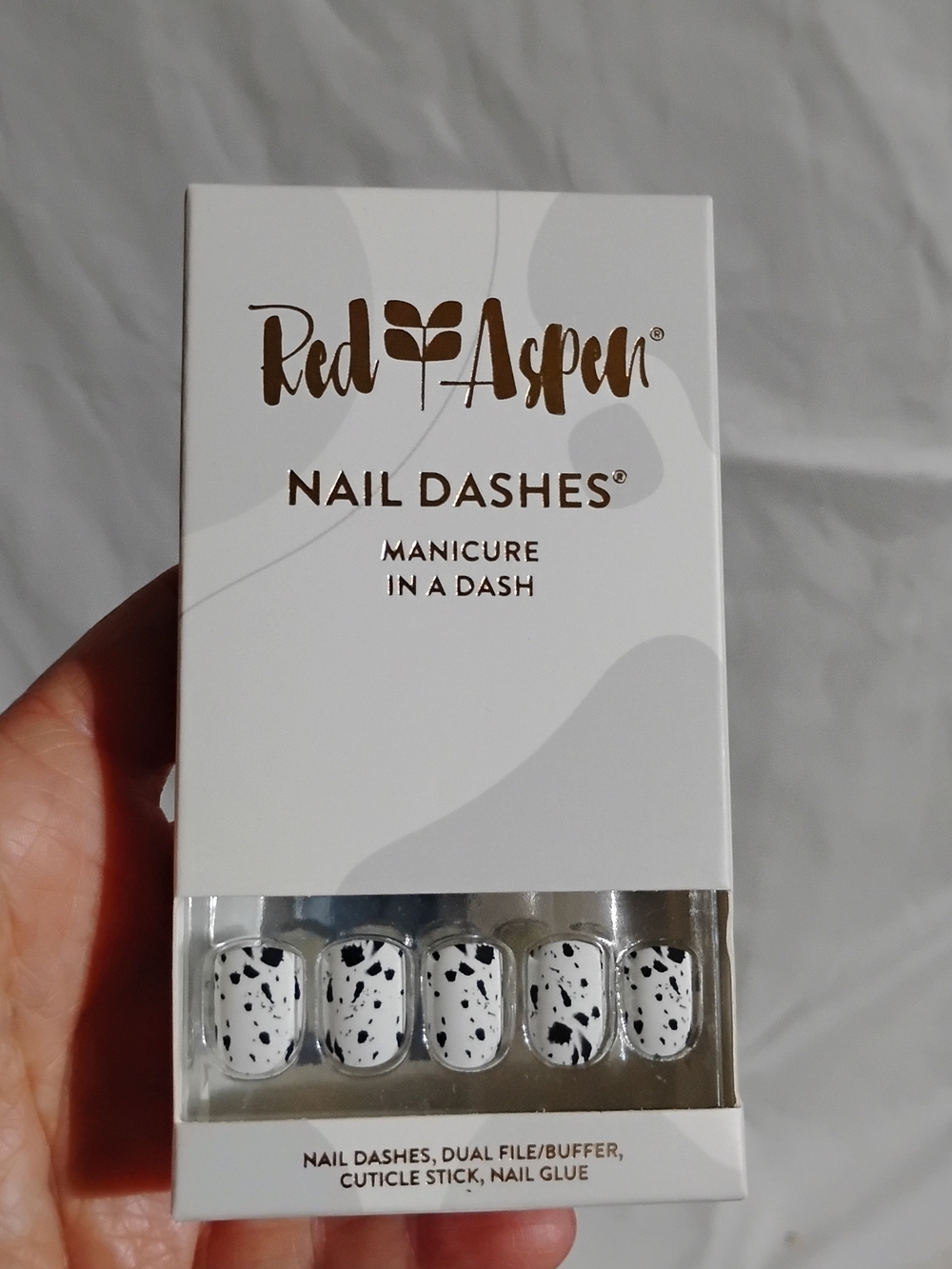 Red Aspen Nail Dashes White Black Speckled Press-On Nails Novella Is A Novelist